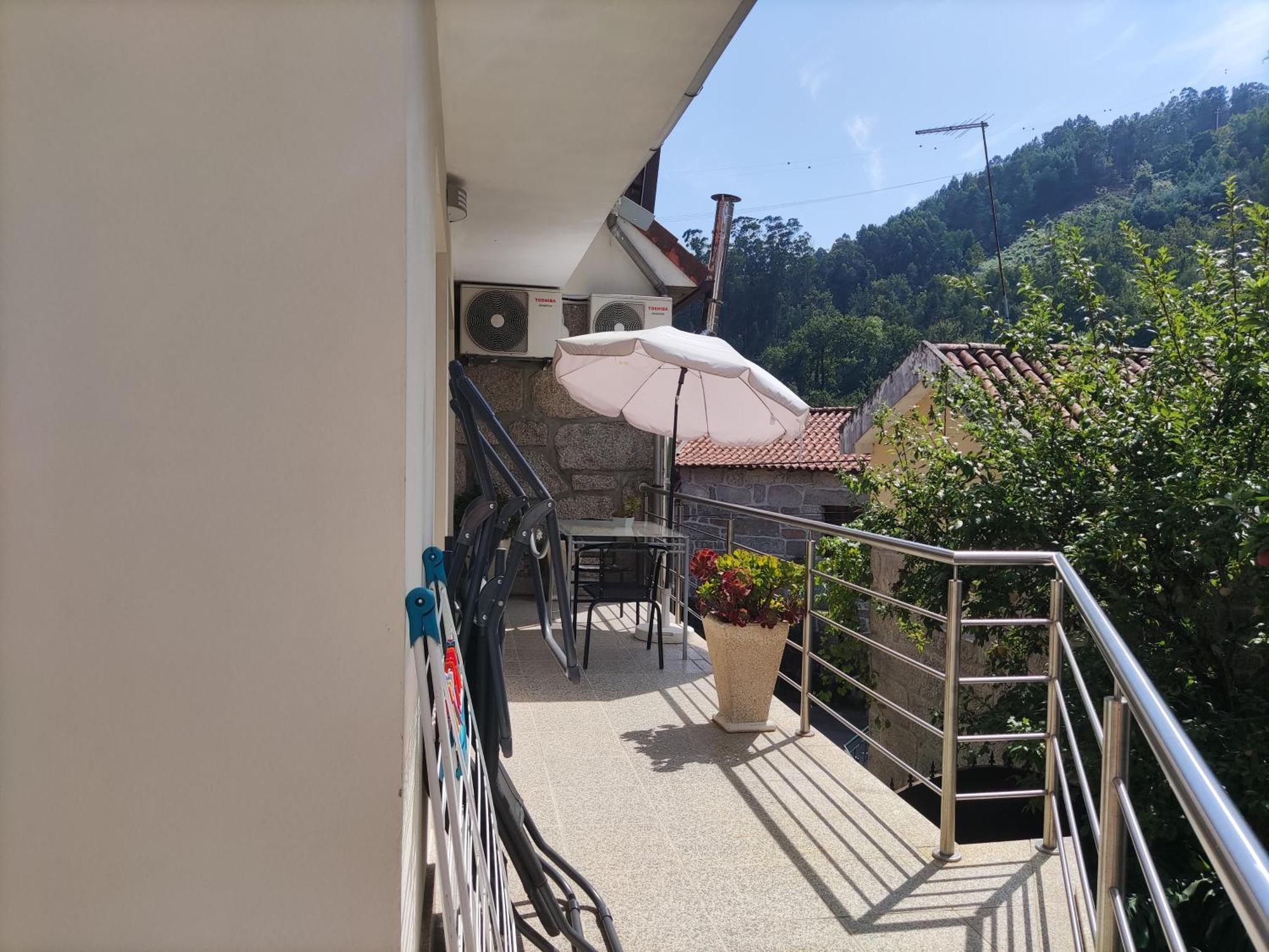 Alojamento Casa Da Eira Geres Exteriör bild